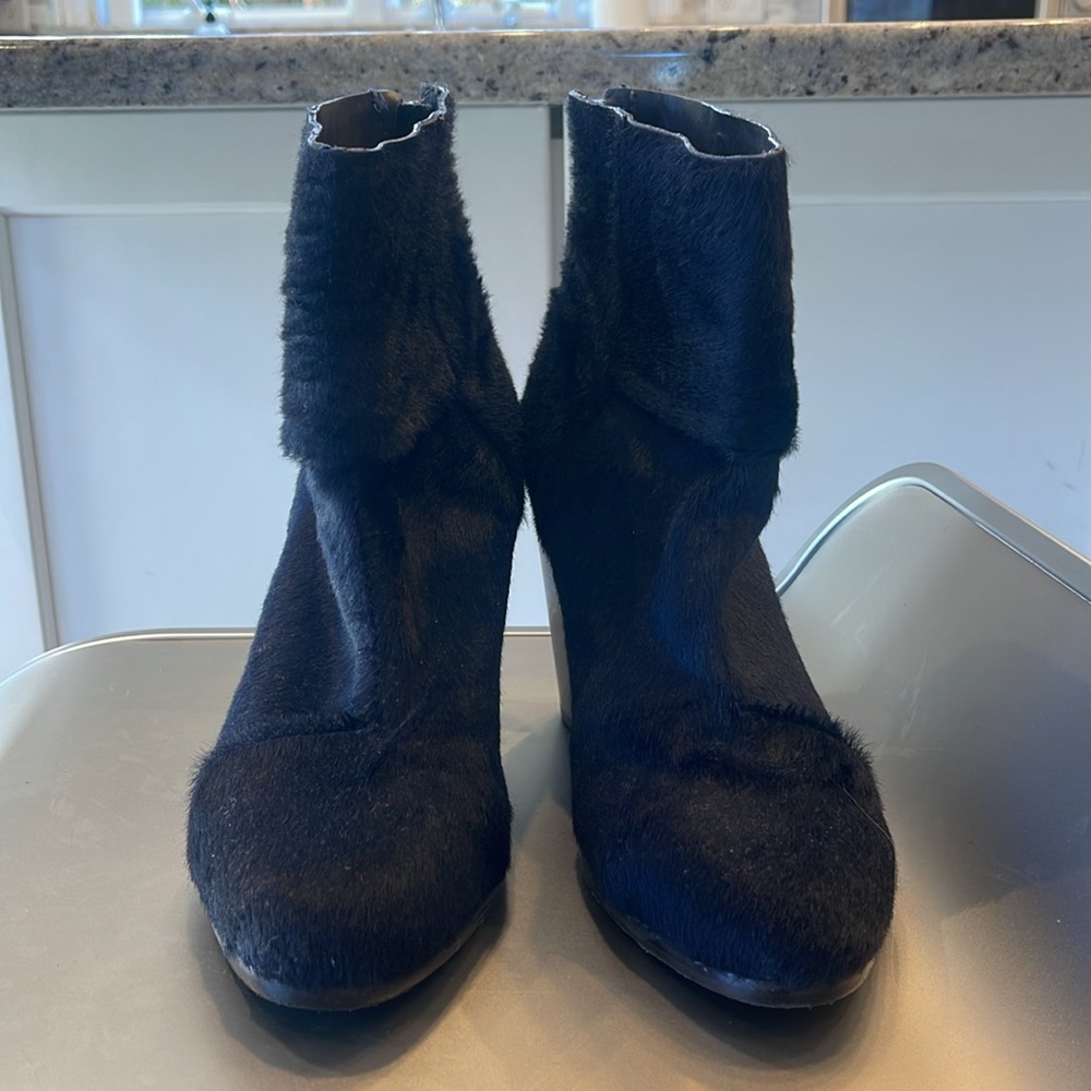 RAG AND BONE NAVY BLUE CALFHAIR NEWBURY BOOT. 38.5 - Picture 2 of 10
